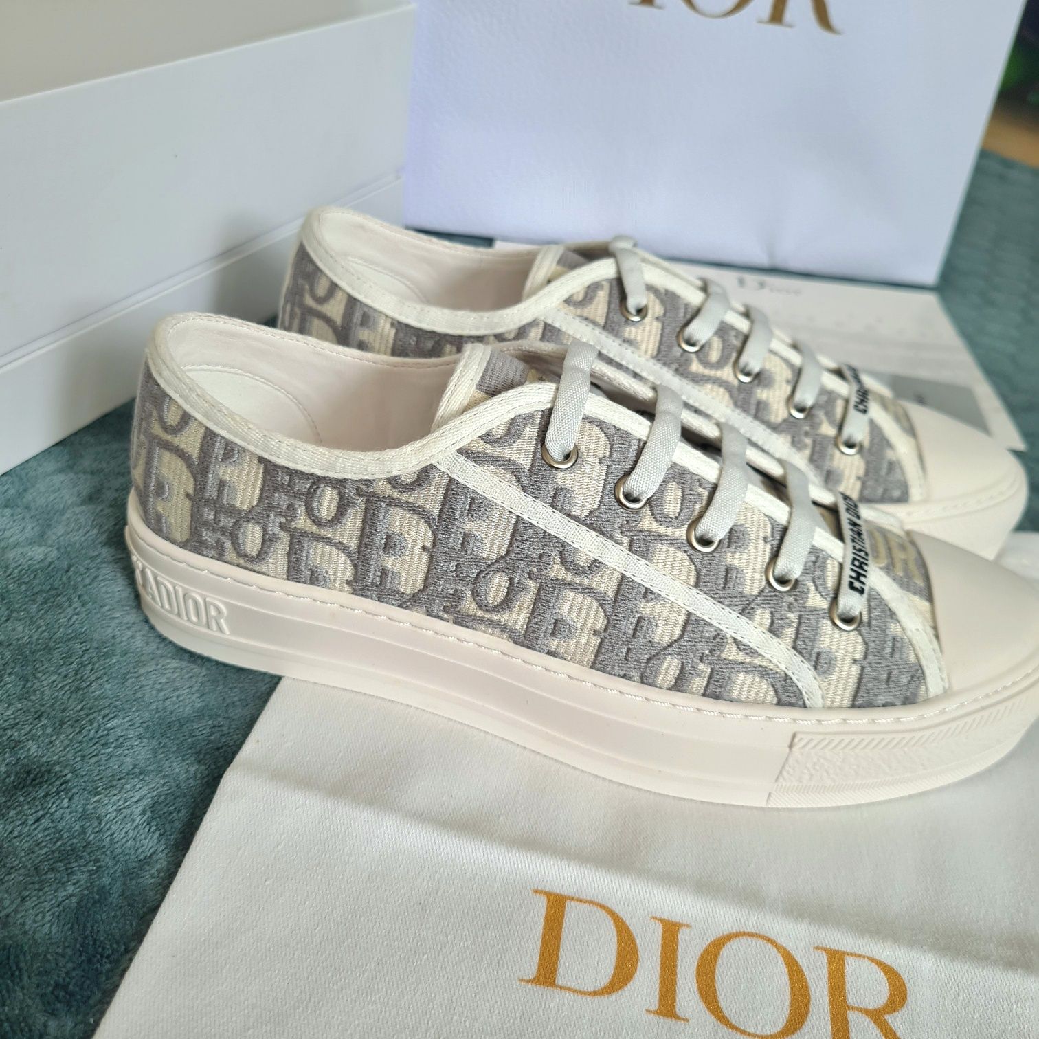 Tenesi Dior WALK'N'DIOR  - embroiderred/premium/full pack