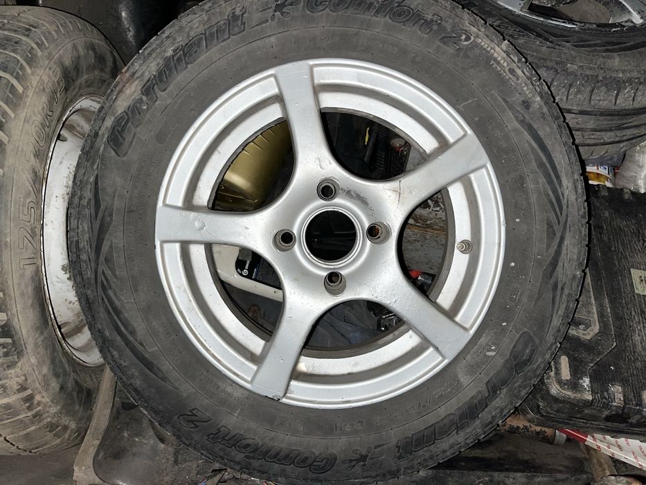 Продам диски на 13