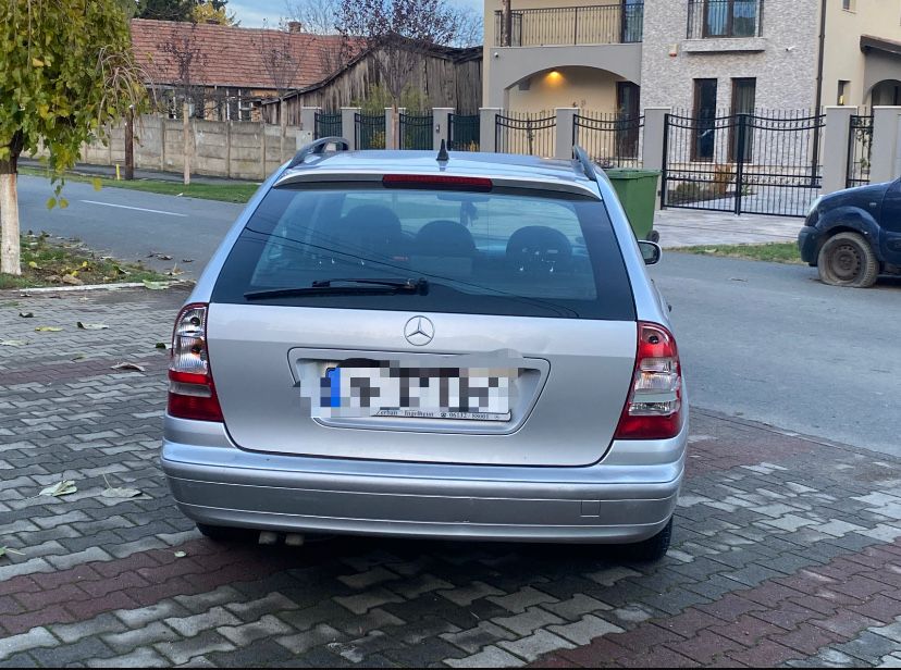 Mercedes C200