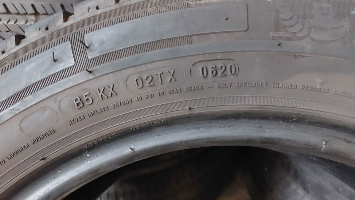 Гуми за Бус 215/60/17 C Michelin Agilis 2 броя