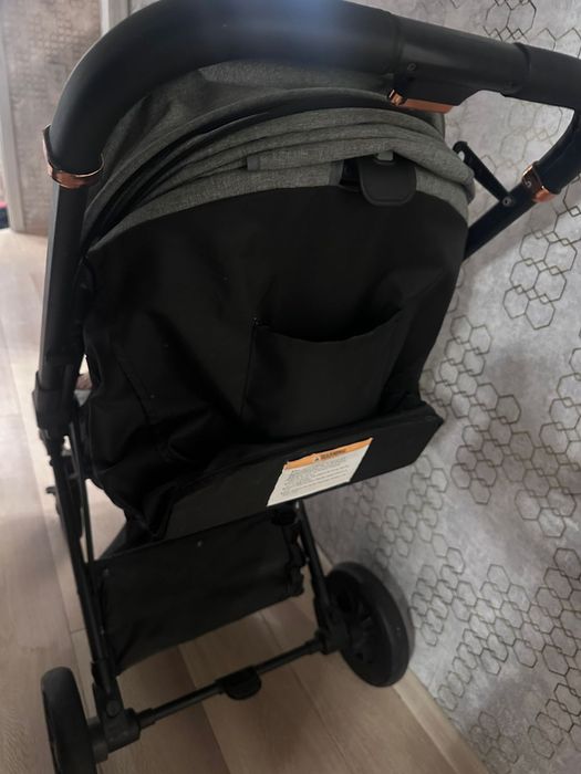 Продам детскую коляску