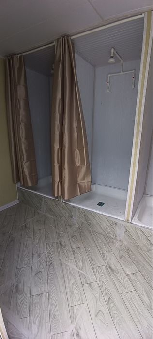 Экотуалет и душевая кабина из контейнера