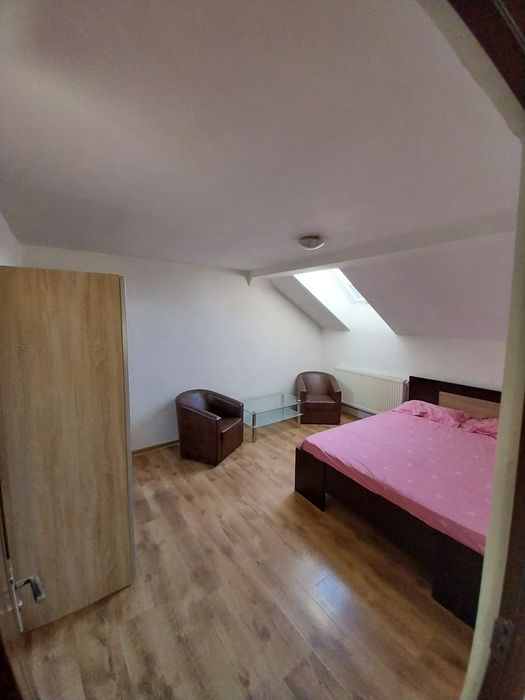 De închiriat apartament 2 camere