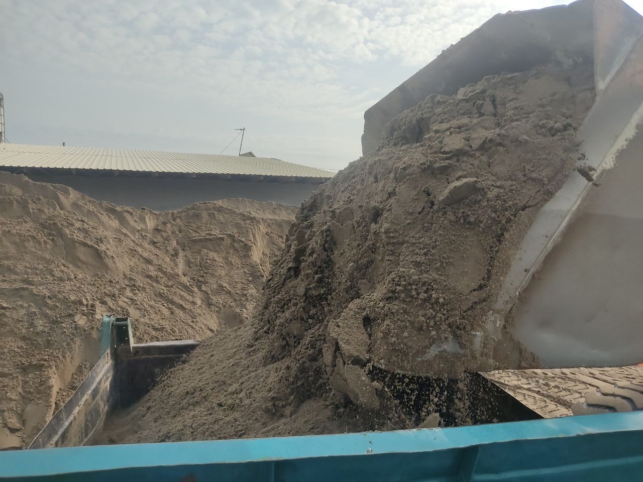 Кум песок доставка клинец шебен кампот 70 30 тош булыга