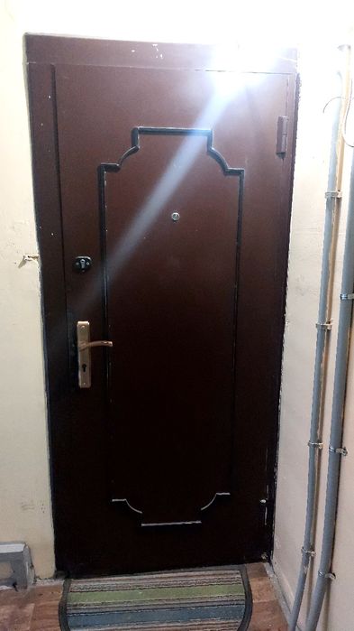 Продам дверь входная металлическая двойная