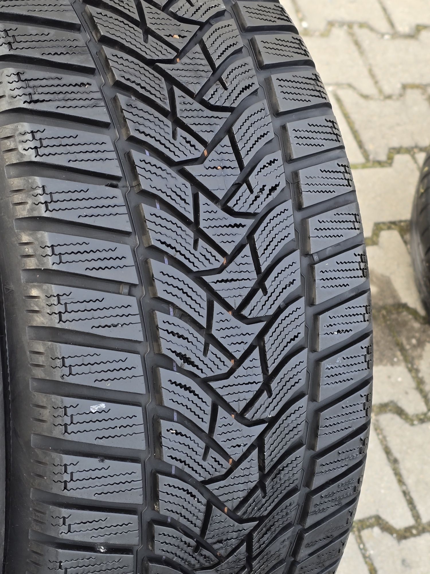 245 40 19 Dunlop