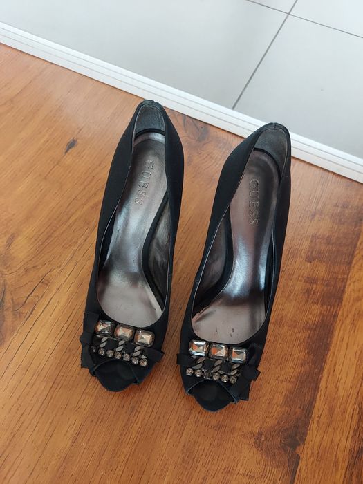 Обувки Guess, size 40