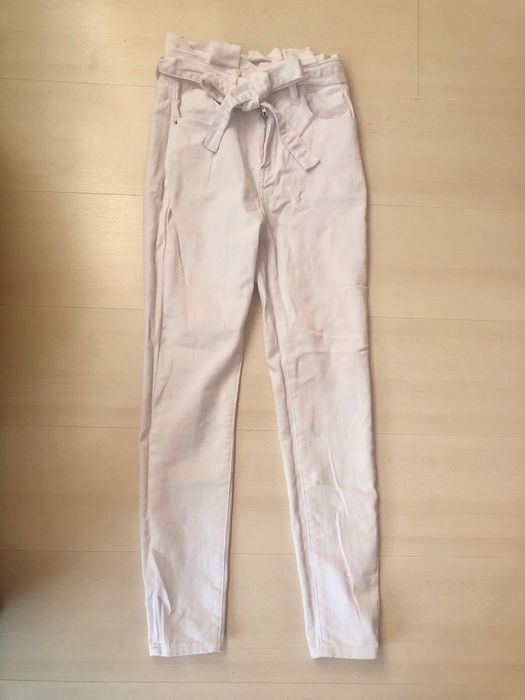 Бели дънки от Shein