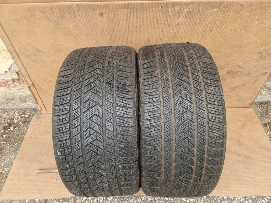 2 Pirelli R22 325/35
Зимни гуми 
DOT2720