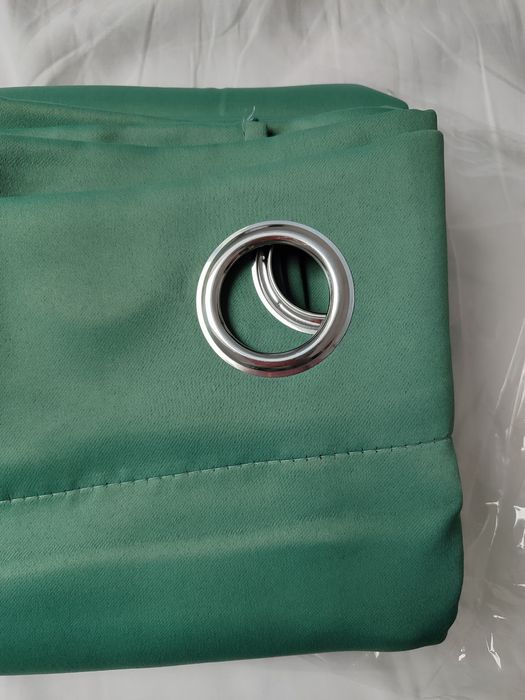 NOU Draperie verde 140*260 cm, black-out