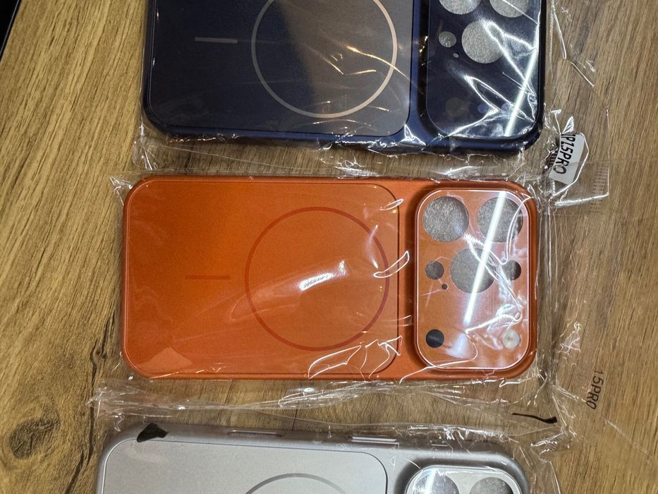 Чехол на Iphone под 17