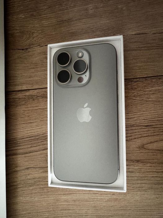 Iphone 15 PRO Titanium