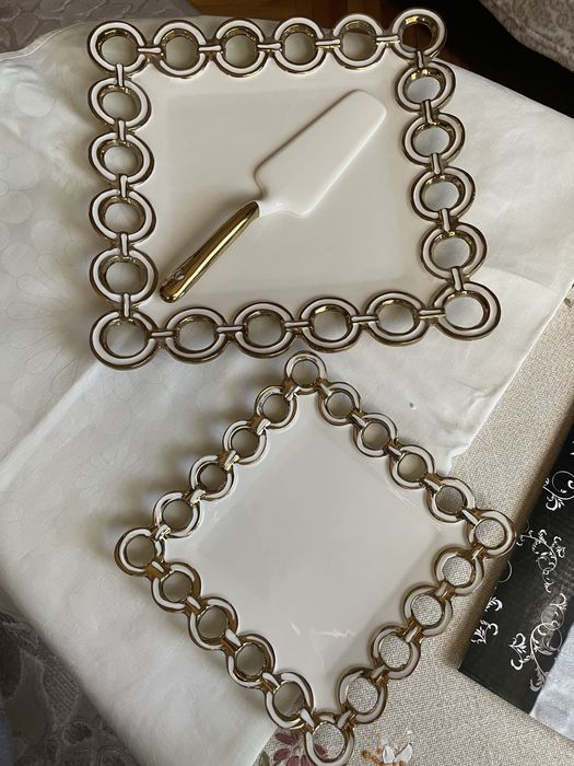 Set farfurii de desert