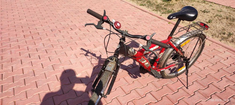 Vand bicicleta putin folosita