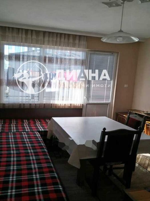 Продава се Четиристаен апартамент в Пловдив, Христо Смирненски - 145 кв.м за 1304 €/кв.м - Снимка #1