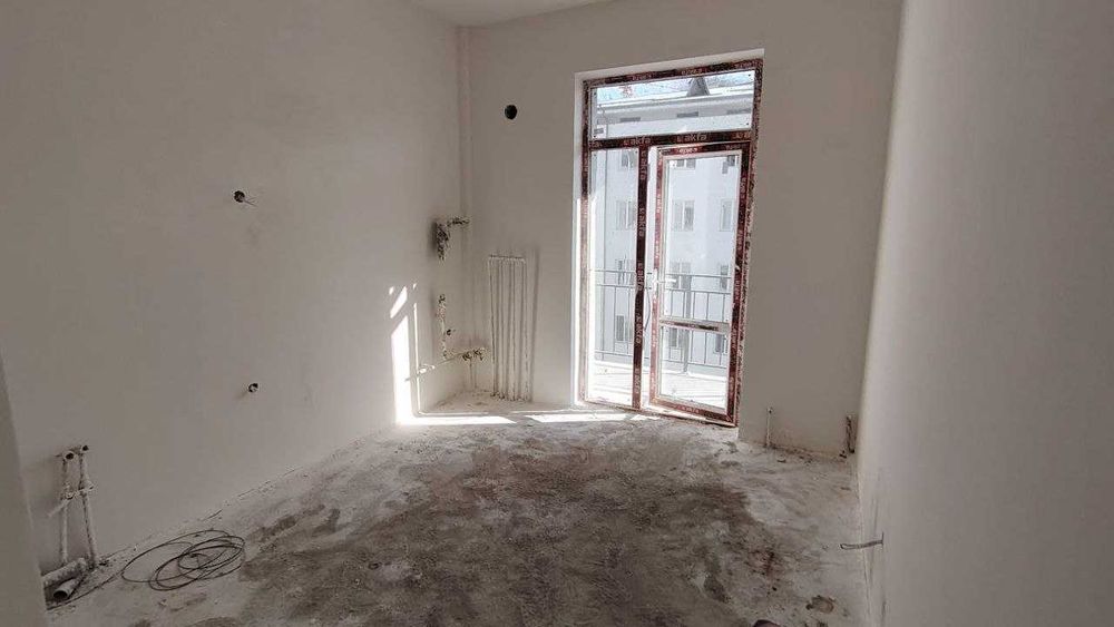 Продаю 4х комнатную квартиру 121 кв White Box.От метро 3км