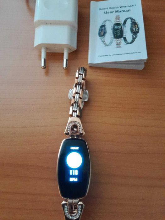 Ceas nou smart watch YXJ F18 de damă cu încărcător și manual