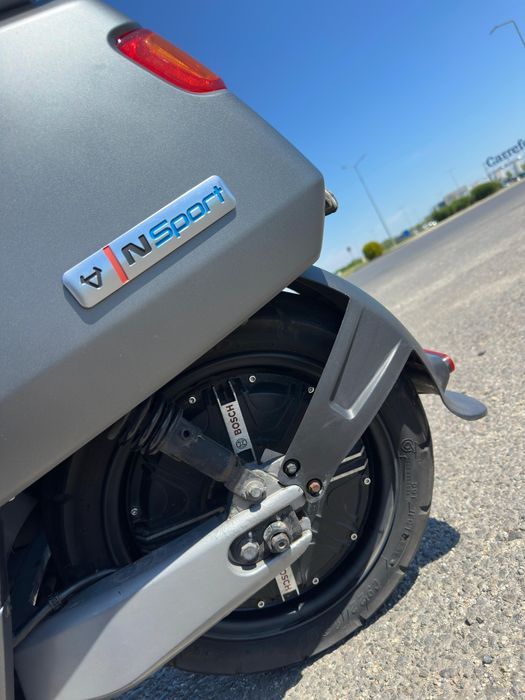 Scuter NIU sport