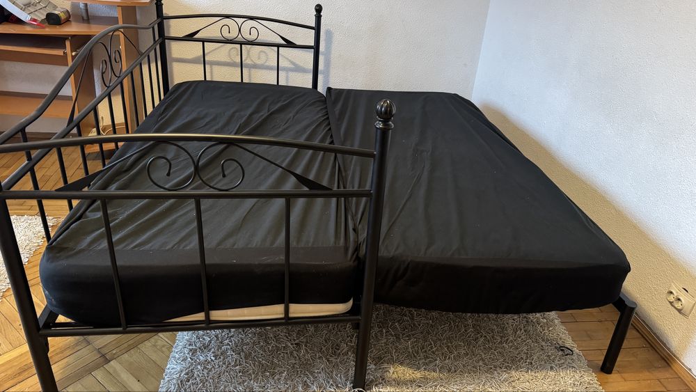 Pat din fier 180x200 cu 2saltele