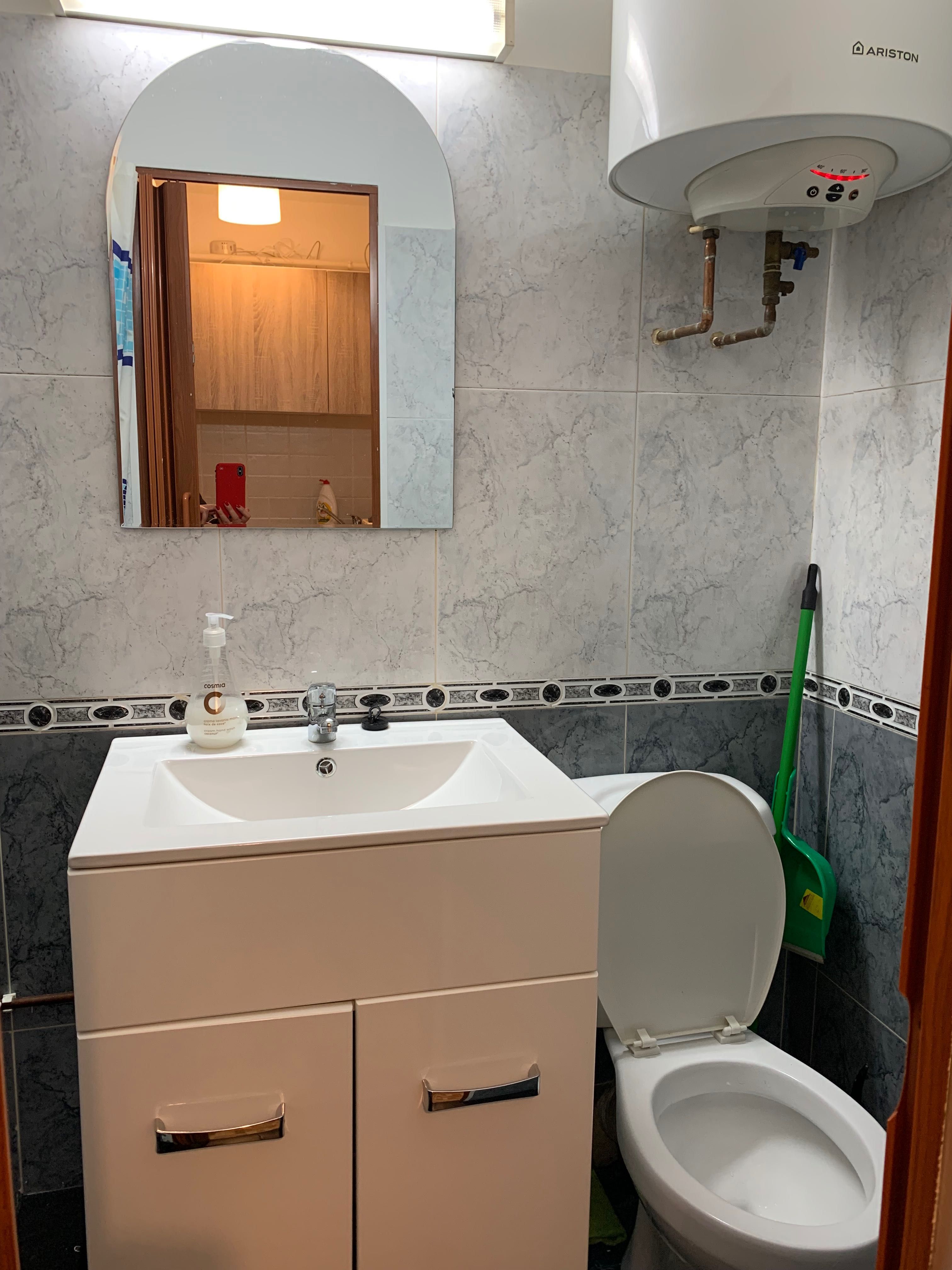 Cameră de cămin de vanzare, 24 mp, etaj 1, Bartolomeu, Str. Lanii
