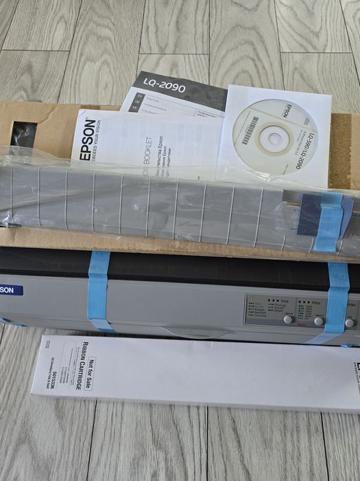 Imprimanta model LQ 2090