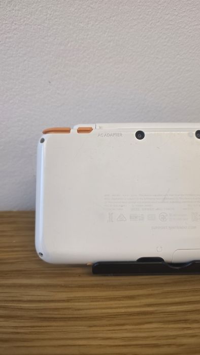 New Nintendo 2DS XL, 2000 jocuri Modat, 19 in 1