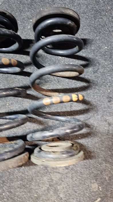 Arcuri spate originale Audi TT 8J Quattro 

Stare buna
Se vand exa