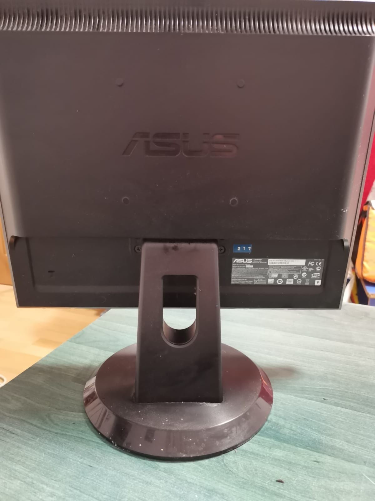 Vând monitor ASUS