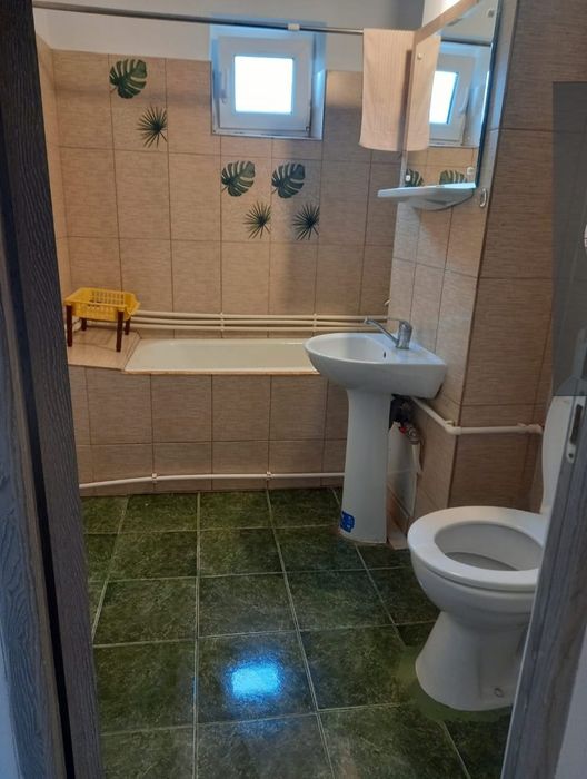 Închiriez apartament cu doua camere in Hațeg