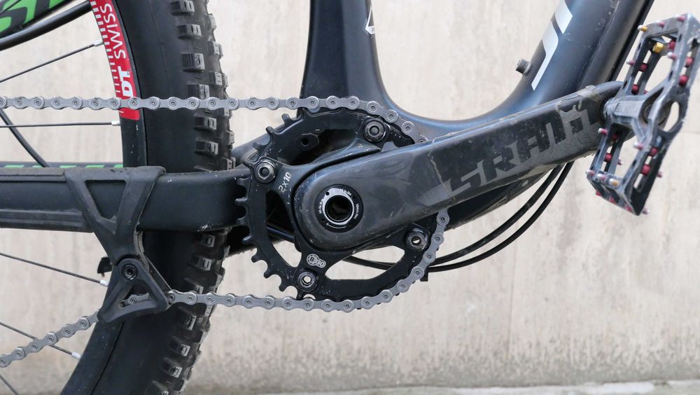 Specialized StumpJumper, 29 М, карбон, FOX 130 ход, 1х 10 Deore М6100