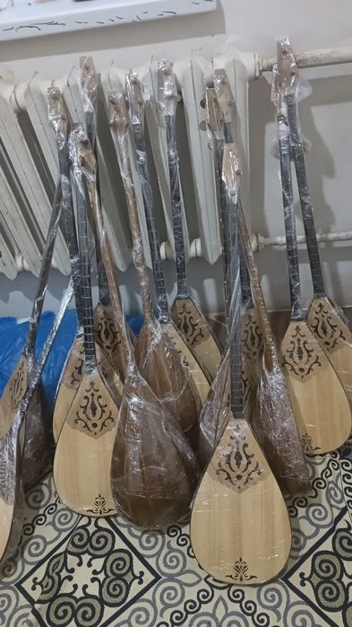 Оптом домбыралар бар