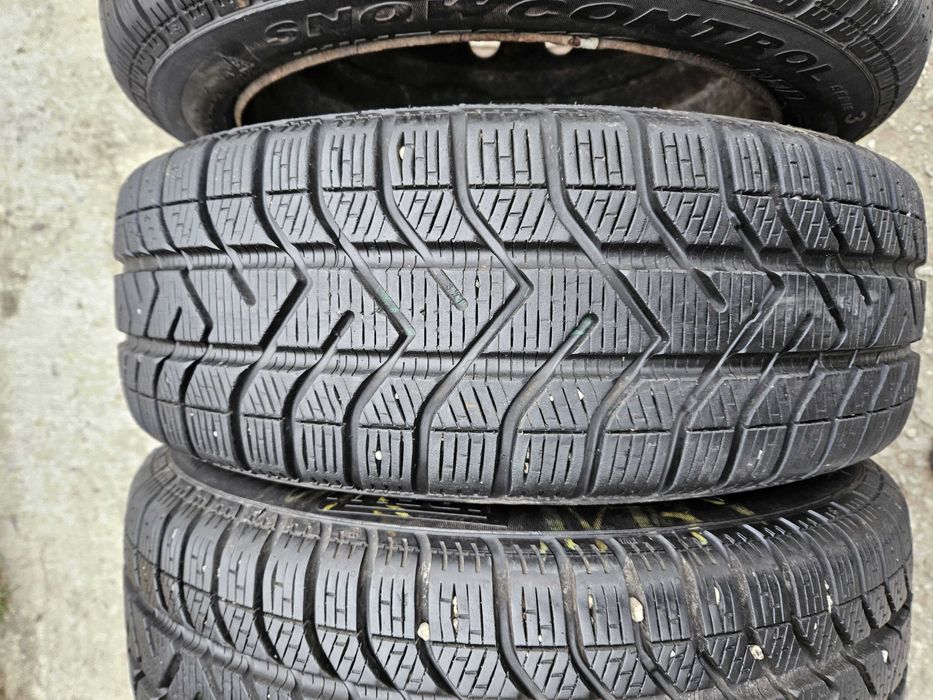 SET 4 Anvelope Iarna 185/55 R15 Pirelli Snowcontrol Winter 190 + Jante