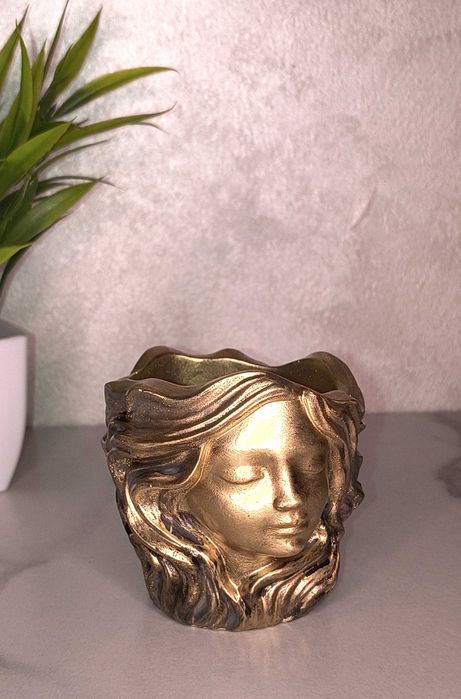 Suport decorativ din ipsos, față feminină aurie, handmade
