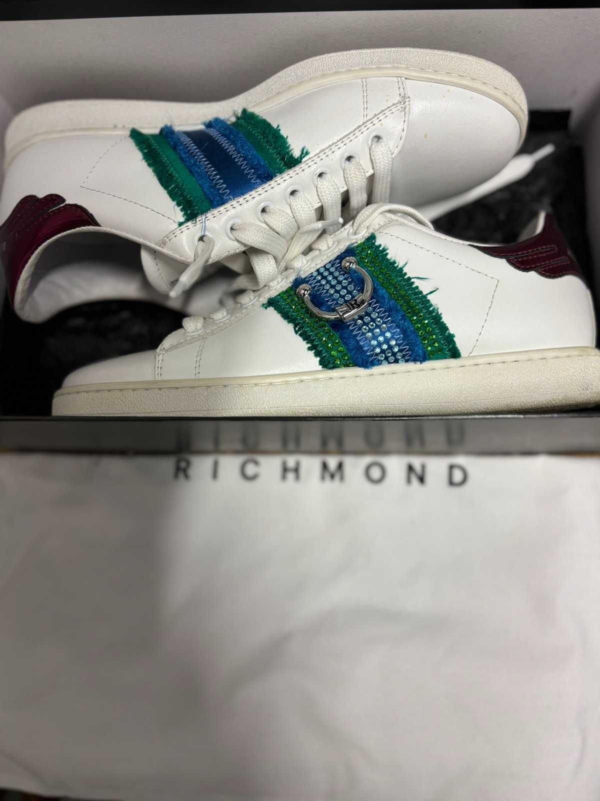 Дамски бели кецове Richmond