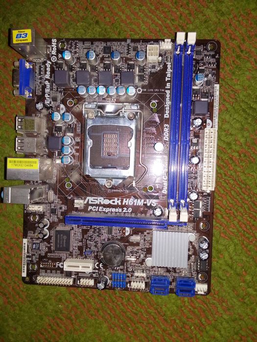 Материнская плата