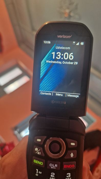 Kyocera duraxv extreme e Lte 4811.