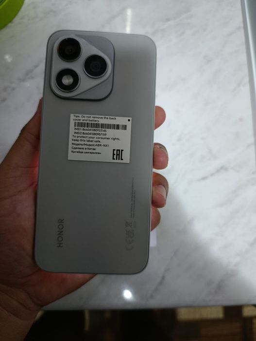 Honor 400lite.  Redmi 14pro