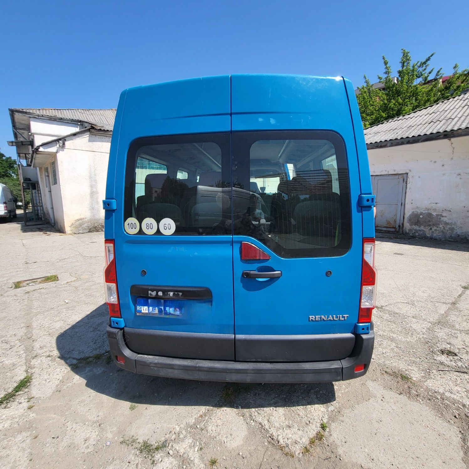 Microbuz Renault Master 17 locuri