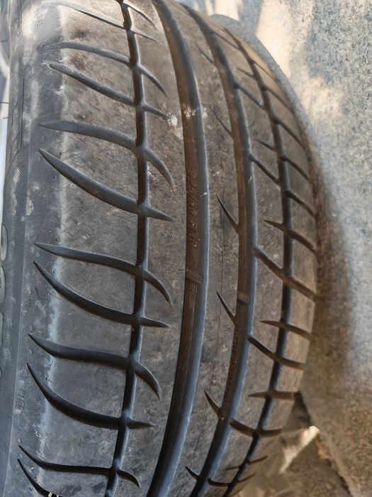 Джанти с гуми 225/50R16 5x112 57.1