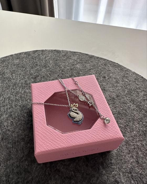 Дамско колие SWAROVSKI Pop Swan