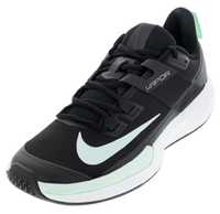 Nike кроссовки для тенниса