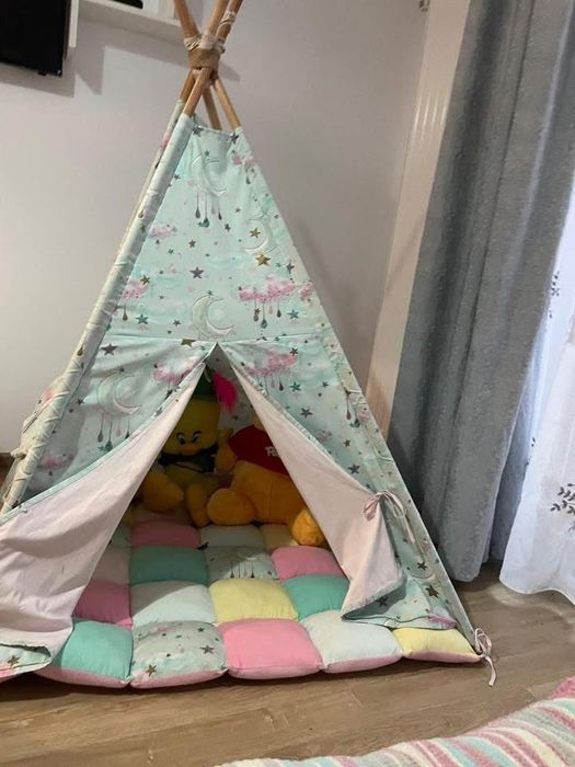 Cort interior TeePee