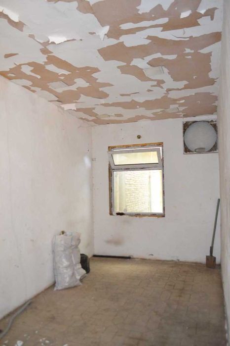 Ховли сотилади Гор-больница.