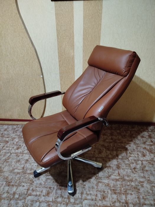 Офисной кресло Дафна бренди