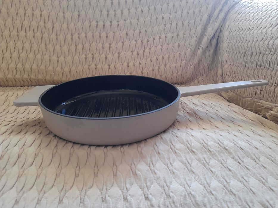 Tigaie grill, Masterpro, fonta, stare foarte buna
