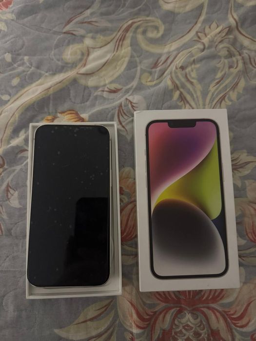 Продам или обменяю айфон 14