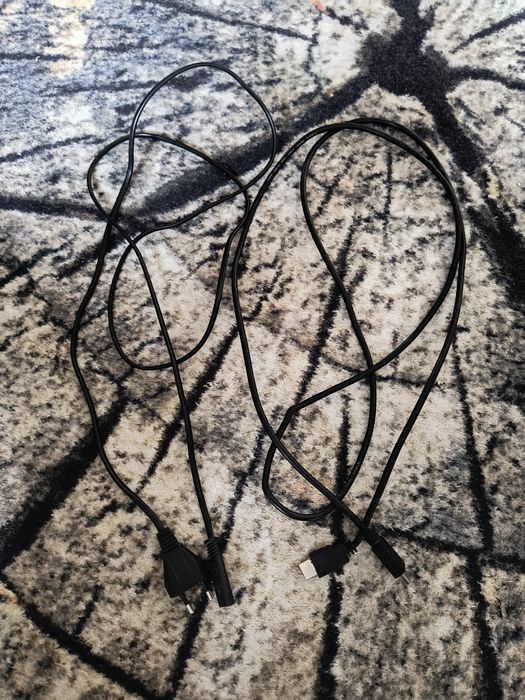 Продавам Плейстейшън 4 (PS4) спешно!!