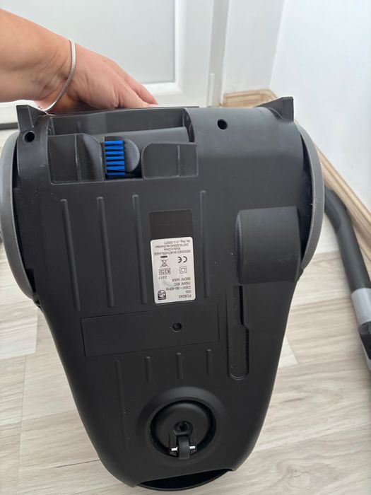 Aspirator philips în garanție (cumparat in aprilie 2025)&