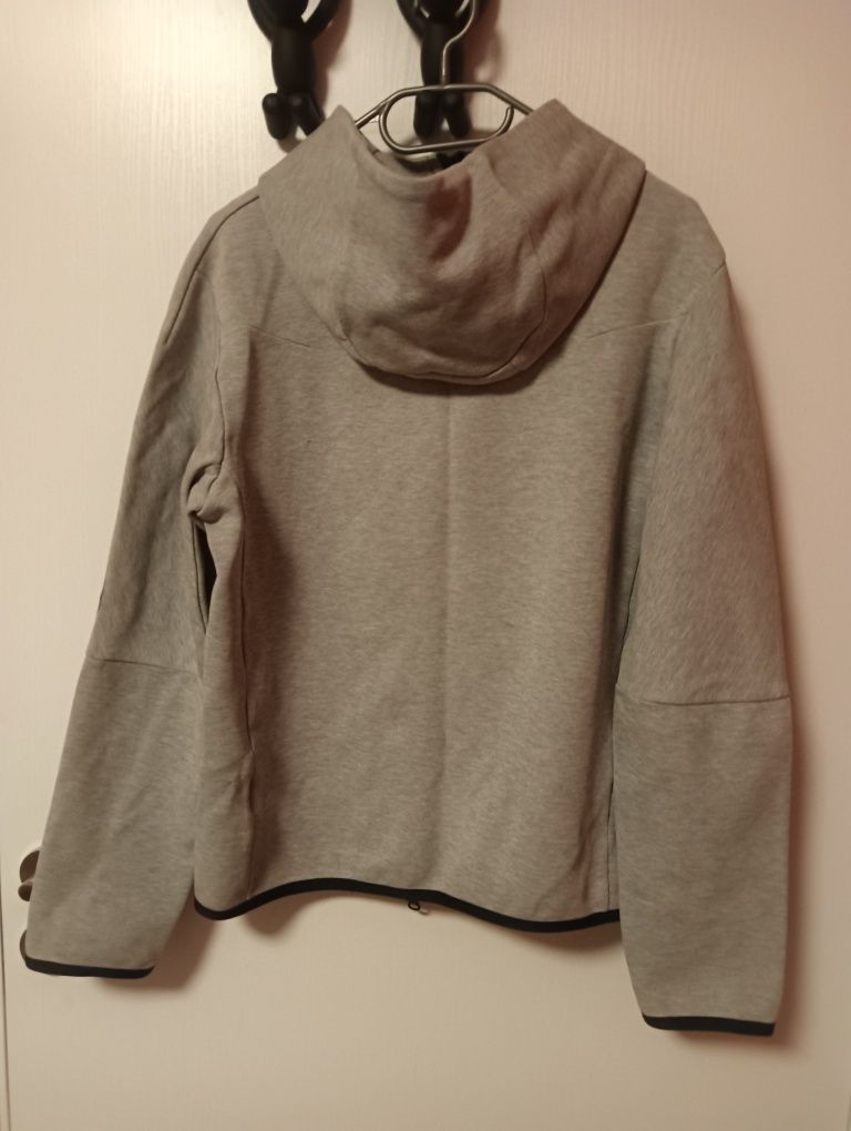 Nike tech fleece