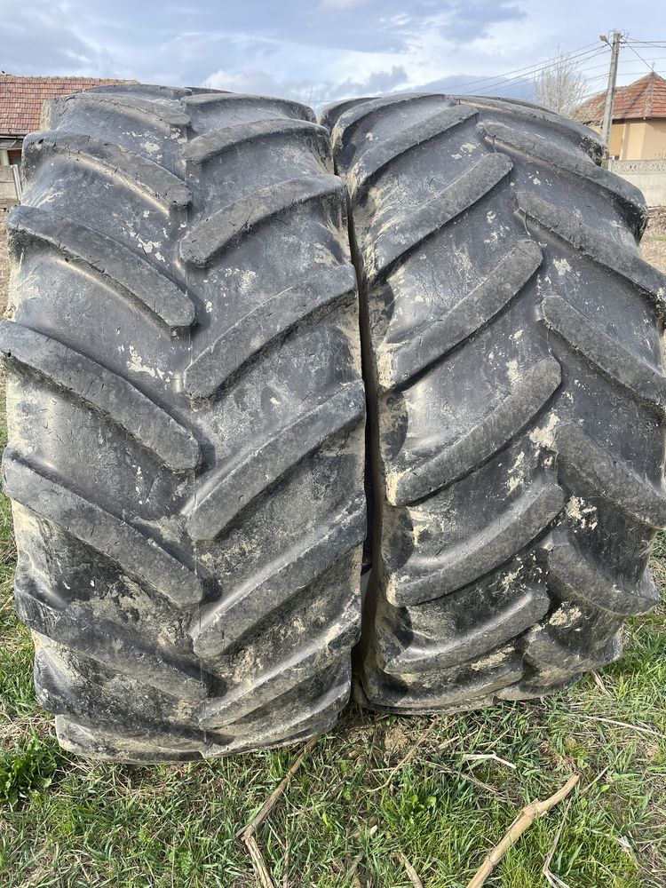 Vând cauciucuri Michelin 650 65 r38